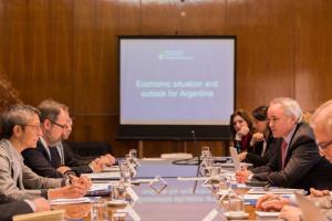 Macroeconomic Dialogue meeting at the Belgrano Hall of the Palace of Finance, 26/05/02016 (1/2)