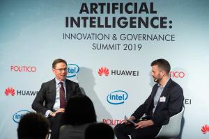 Jyrki Katainen, Vicepresidente de la Comisión Europea y Comisario de Fomento del Empleo, Crecimiento, Inversión y Competitividad