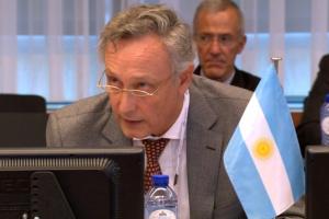 Intervención del Emb. de la República Argentina ante la Unión Europea, Mario Verón Guerra