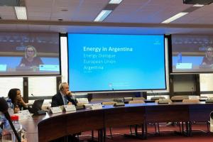 Concluyó el primer “Diálogo energético” entre la Argentina y la Unión Europea